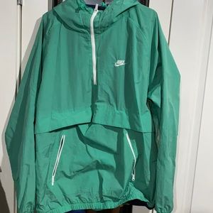 Men rain coat Nike pull over